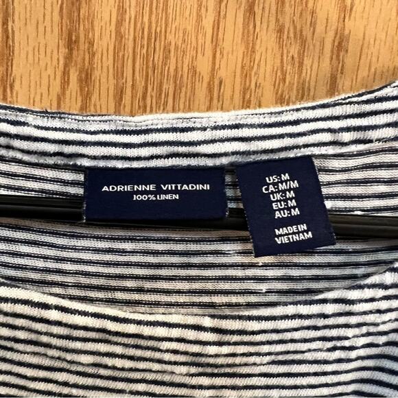 Adrienne Vittadini 100% Linen Roll Tab Sleeve Top Size Medium - Picture 3 of 8